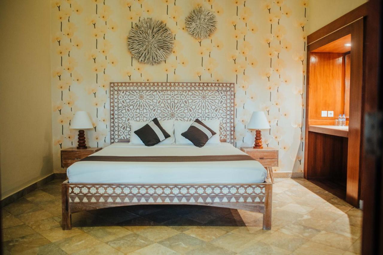 New Sunari Lovina Beach Resort Extérieur photo