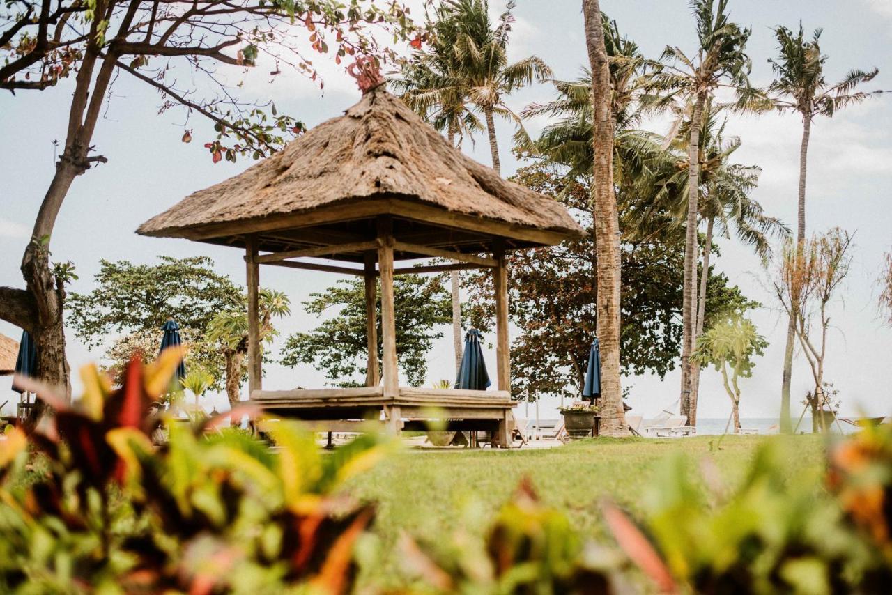 New Sunari Lovina Beach Resort Extérieur photo