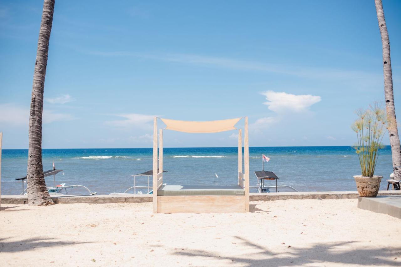 New Sunari Lovina Beach Resort Extérieur photo