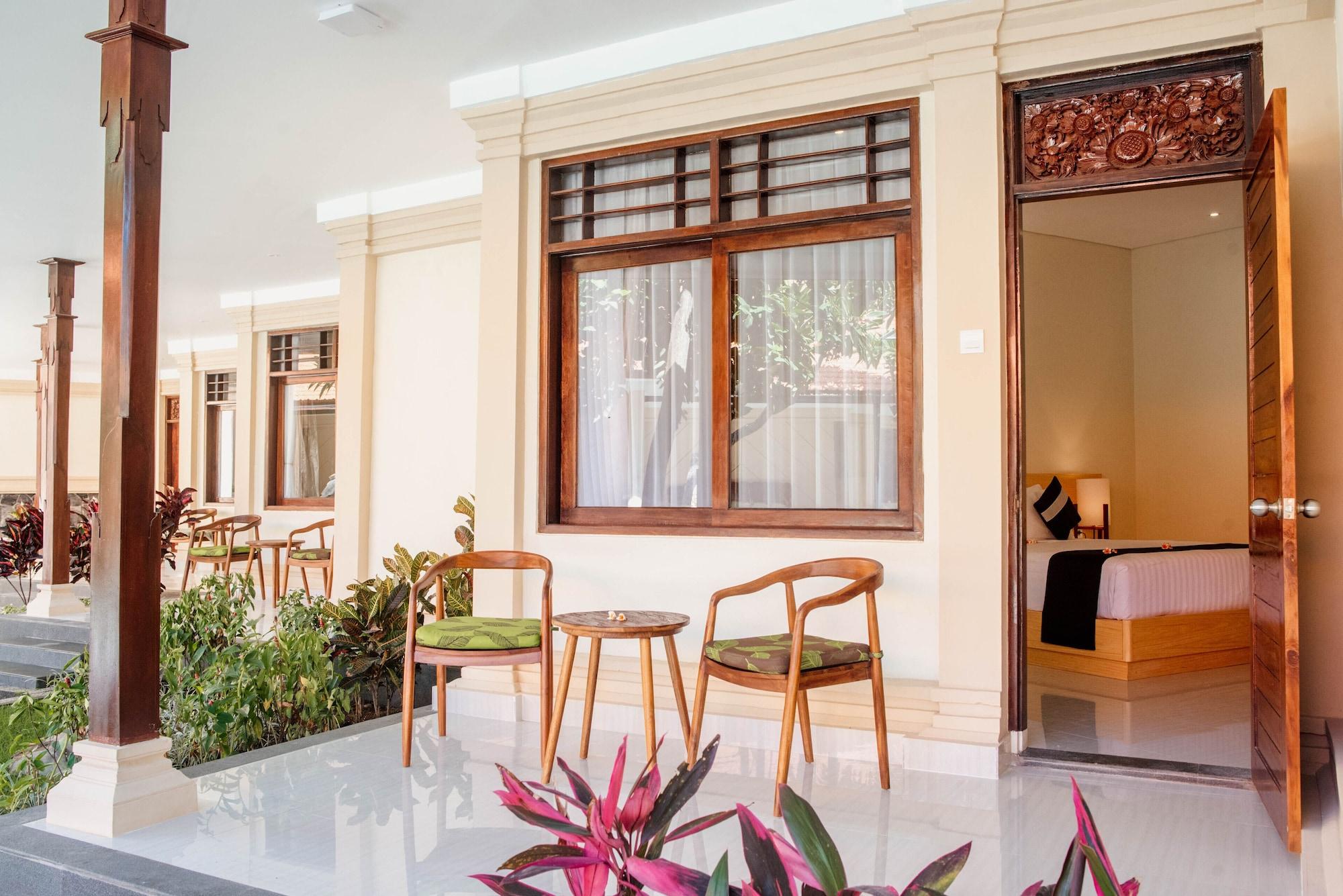 New Sunari Lovina Beach Resort Extérieur photo