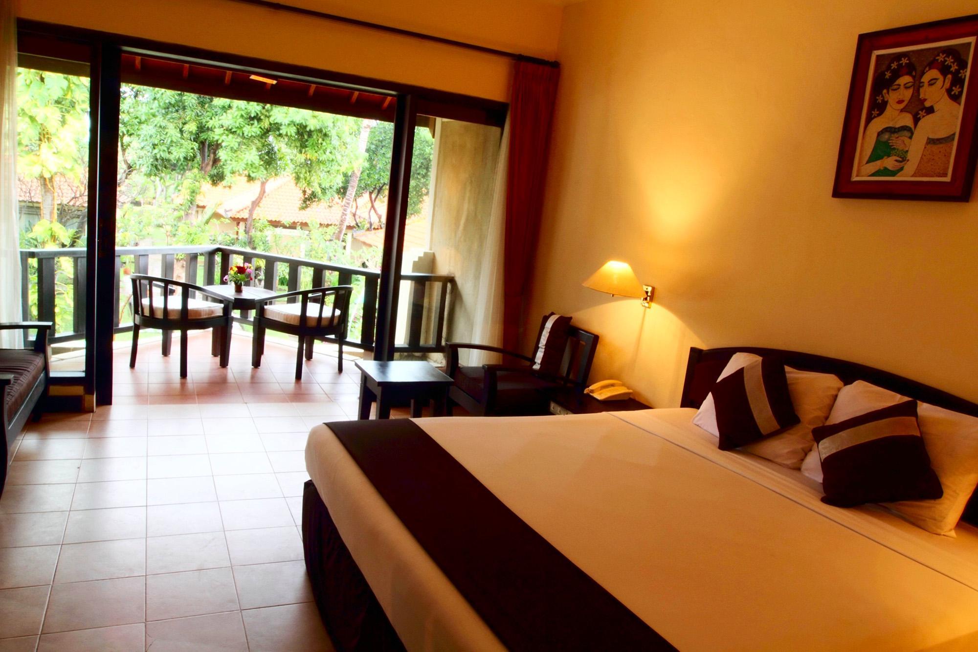 New Sunari Lovina Beach Resort Extérieur photo