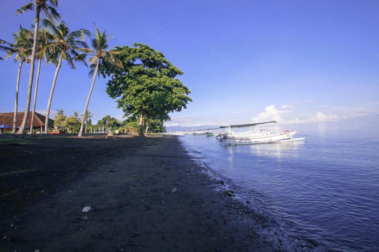 New Sunari Lovina Beach Resort Extérieur photo